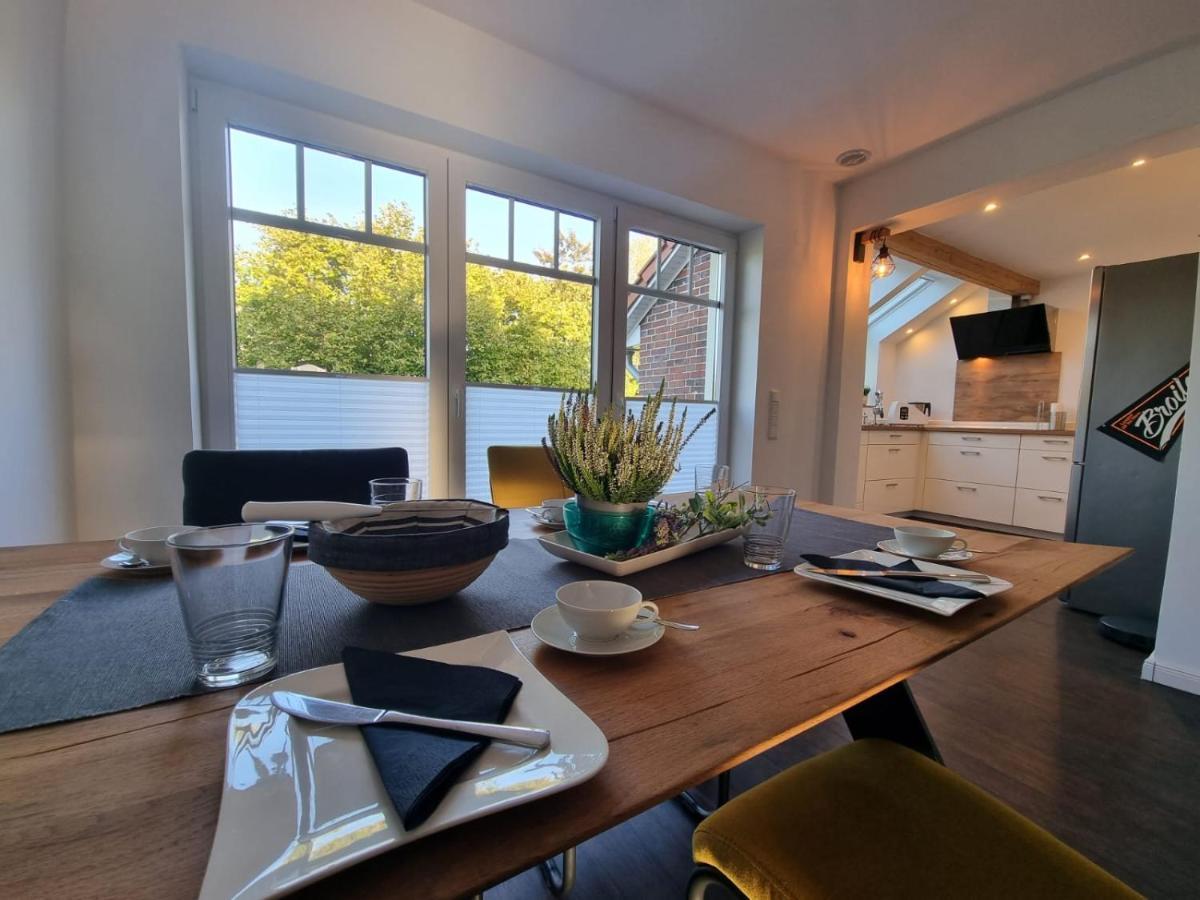 Ferienhaus Uttied Berumbur Exteriör bild