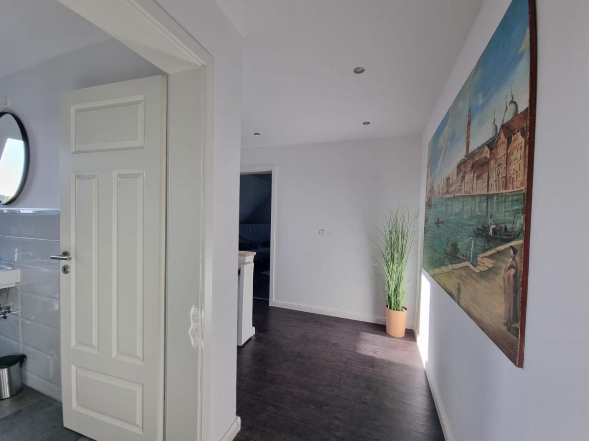 Ferienhaus Uttied Berumbur Exteriör bild